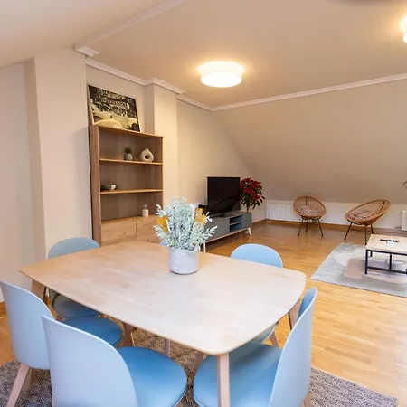 Atuairehome La Merced En El Centro Historico Con Parking Incluido شقة Burgo