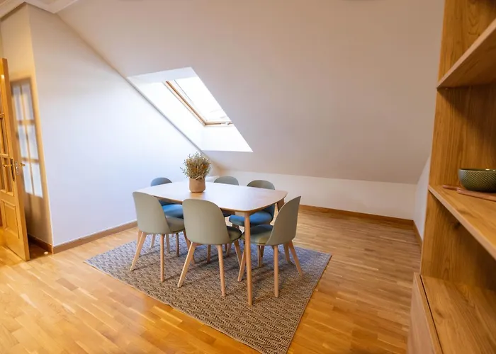 Daire Atuaire La Merced En El Centro Historico De Parking Incluido Burgo