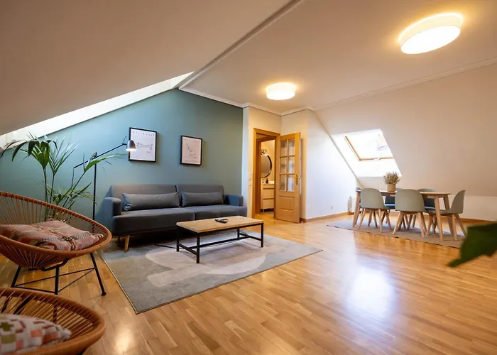 Daire Atuaire La Merced En El Centro Historico De Parking Incluido Burgo